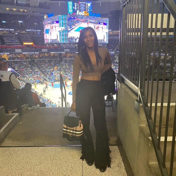 NEW BLACK DENIM DISTRESSED JEANS - Picture 9 of 9